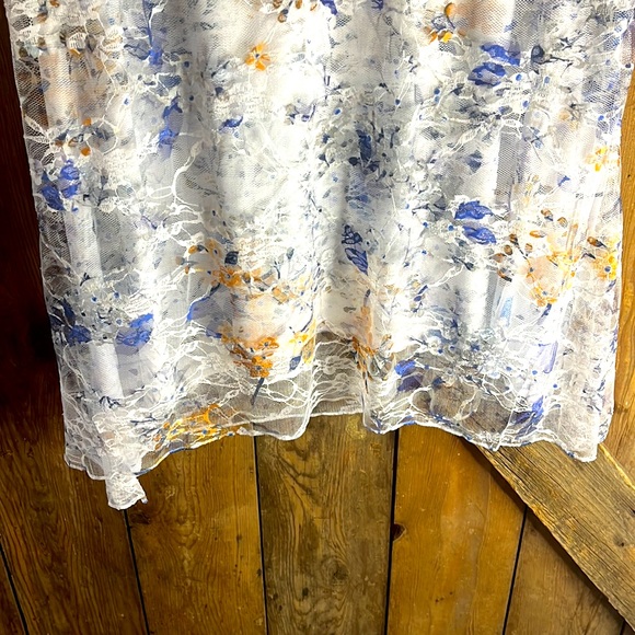 Brittany Black Floral Lace Blouse - New with tags - Picture 4 of 5